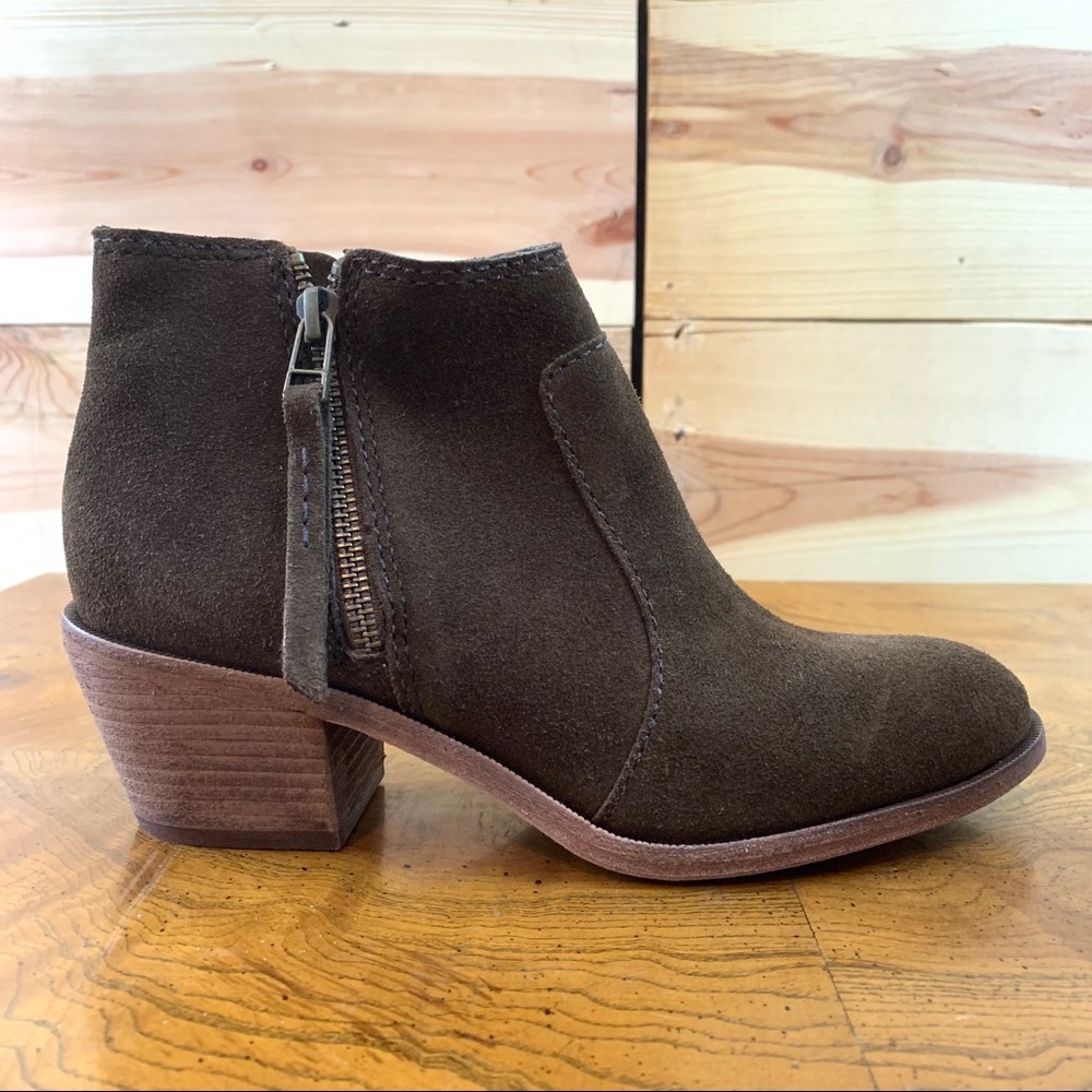 Madewell The Janice darkest olive suede ankle boot - Picture 9 of 15